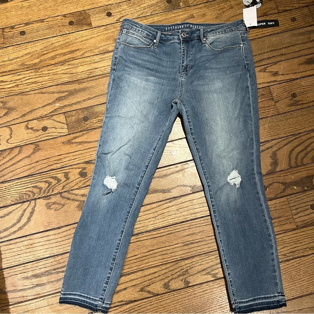Articles Of Society Blue Cropped Ankle Jeans